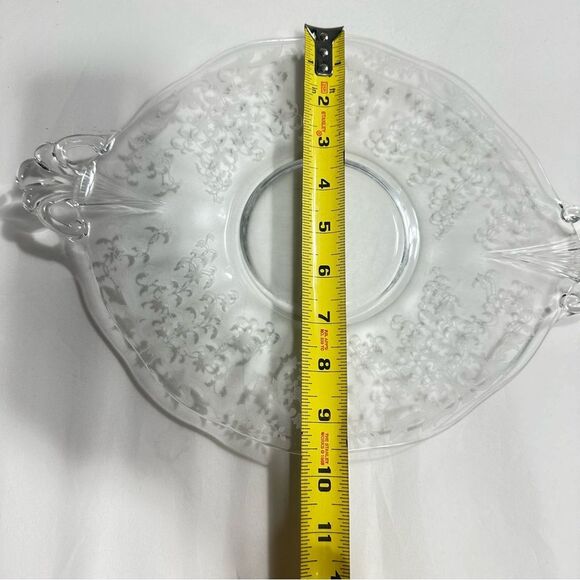 Fostoria VTG Glass Baroque Etched Chintz Handled Cake Plate Platter Dish 13.5” - Picture 10 of 11